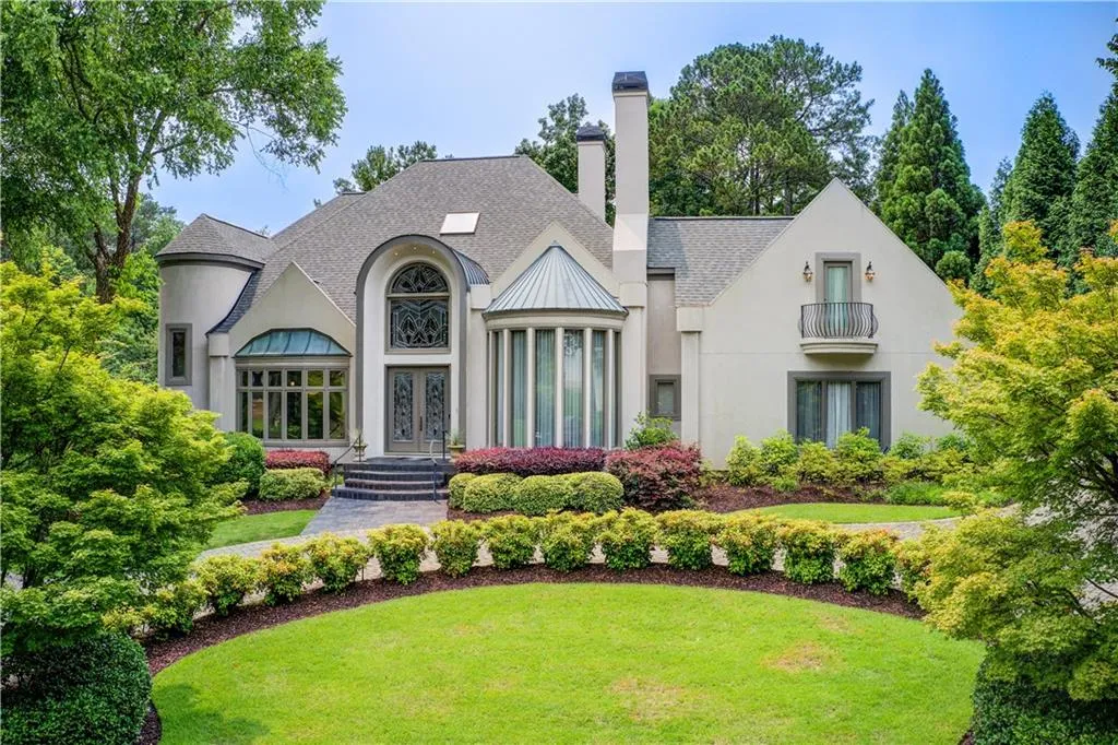 115 Cross Roads Court, Atlanta, Georgia 30327, 4 Bedrooms Bedrooms, ,4 BathroomsBathrooms,Residential,For Sale,115 Cross Roads Court,7589873