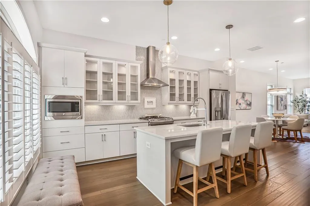 4202 Deming Circle, Sandy Springs, Georgia 30342, 3 Bedrooms Bedrooms, ,3 BathroomsBathrooms,Residential,For Sale,4202 Deming Circle,7591946
