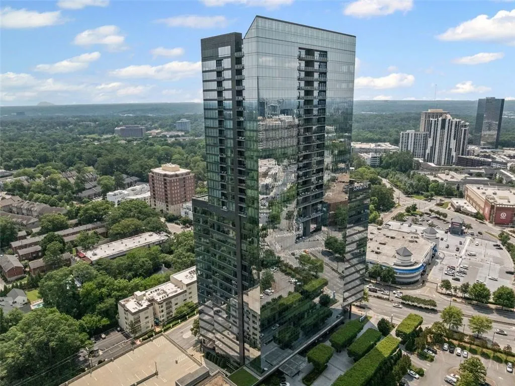 3630 Peachtree Road Ne Unit 2408, Atlanta, Georgia 30326, 1 Bedroom Bedrooms, ,1 BathroomBathrooms,Residential,For Sale,3630 Peachtree Road Ne Unit 2408,7592367