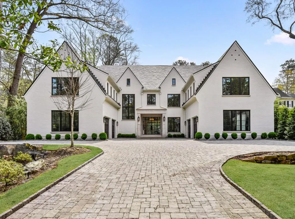 258 Pineland Road Nw, Atlanta, Georgia 30342, 6 Bedrooms Bedrooms, ,8 BathroomsBathrooms,Residential,For Sale,258 Pineland Road Nw,7593214
