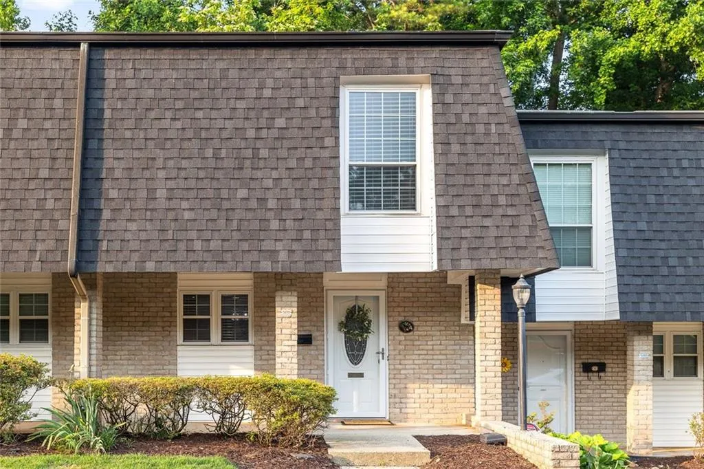 5170 Chemin De Vie Ne, Sandy Springs, Georgia 30342, 2 Bedrooms Bedrooms, ,2 BathroomsBathrooms,Residential,For Sale,5170 Chemin De Vie Ne,7595201