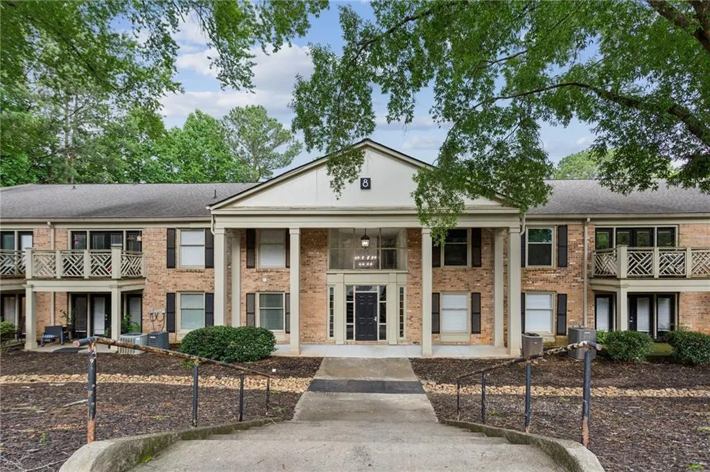3650 Ashford Dunwoody Road Ne Unit 811, Atlanta, Georgia 30319, 2 Bedrooms Bedrooms, ,1 BathroomBathrooms,Residential,For Sale,3650 Ashford Dunwoody Road Ne Unit 811,7596641