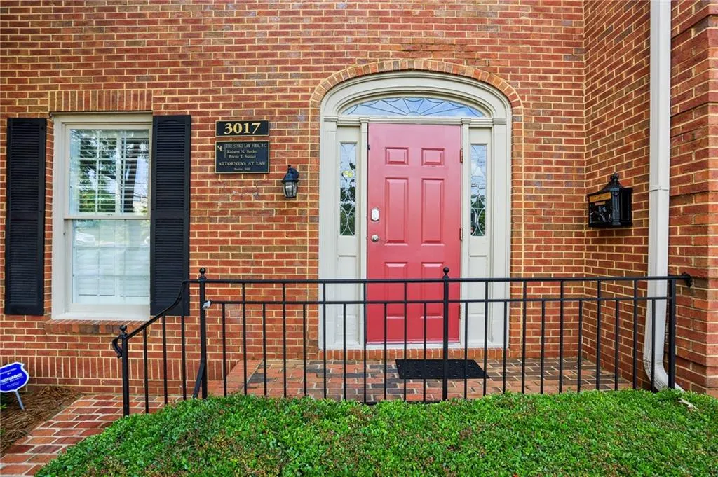 3017 Piedmont Road Ne Unit 200, Atlanta, Georgia 30305, ,Commercial Sale,For Sale,3017 Piedmont Road Ne Unit 200,7594890