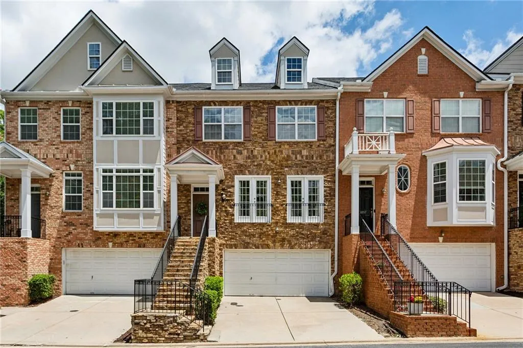 3895 Old Atlanta Station Drive Se Unit 1, Atlanta, Georgia 30339, 3 Bedrooms Bedrooms, ,3 BathroomsBathrooms,Residential,For Sale,3895 Old Atlanta Station Drive Se Unit 1,7595939
