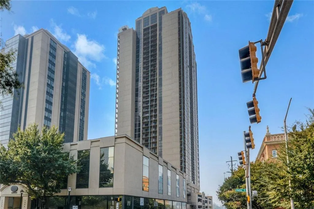 1280 W Peachtree Street Nw Unit 808, Atlanta, Georgia 30309, 1 Bedroom Bedrooms, ,1 BathroomBathrooms,Residential,Sold,1280 W Peachtree Street Nw Unit 808,7600300