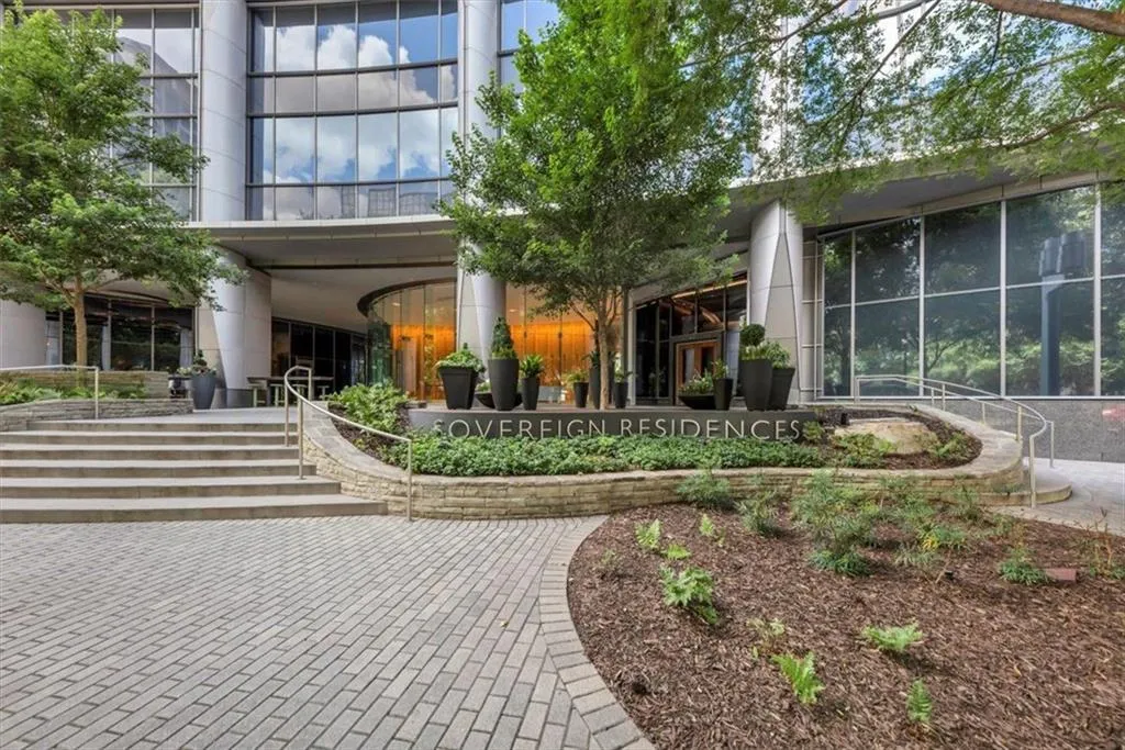 3344 Peachtree Road Ne Unit 3504, Atlanta, Georgia 30326, 2 Bedrooms Bedrooms, ,2 BathroomsBathrooms,Residential,For Sale,3344 Peachtree Road Ne Unit 3504,7600732