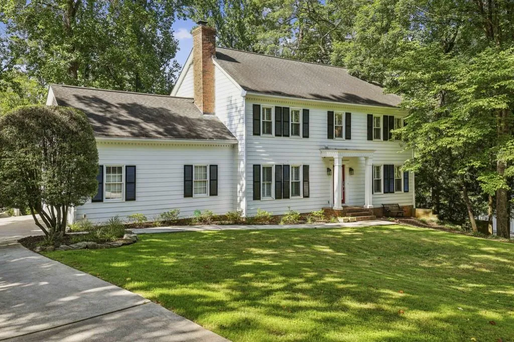 1151 Roxboro Cove Ne, Atlanta, Georgia 30324, 5 Bedrooms Bedrooms, ,3 BathroomsBathrooms,Residential,For Sale,1151 Roxboro Cove Ne,7601051