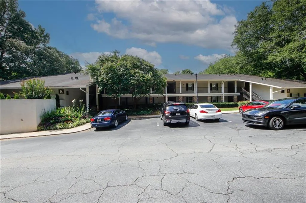 1150 Collier Road Unit K3, Atlanta, Georgia 30318, 1 Bedroom Bedrooms, ,1 BathroomBathrooms,Residential,For Sale,1150 Collier Road Unit K3,7600883