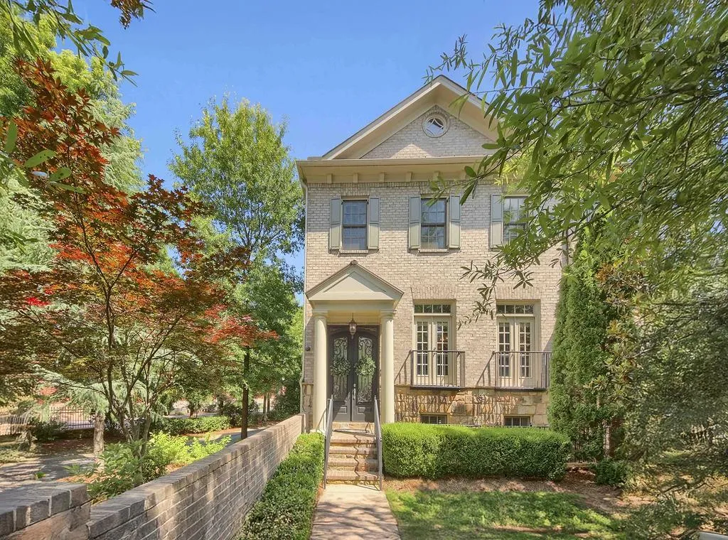 3663 Brookhaven Manor Crossing Ne Unit 1, Atlanta, Georgia 30319, 3 Bedrooms Bedrooms, ,3 BathroomsBathrooms,Residential,For Sale,3663 Brookhaven Manor Crossing Ne Unit 1,7600797