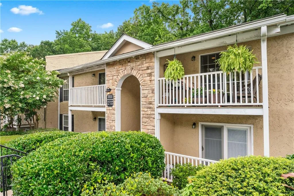 3115 Seven Pines Court Unit 308, Atlanta, Georgia 30339, 2 Bedrooms Bedrooms, ,1 BathroomBathrooms,Residential,For Sale,3115 Seven Pines Court Unit 308,7601886