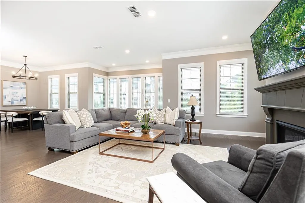 3900 Danube Lane, Atlanta, Georgia 30339, 3 Bedrooms Bedrooms, ,3 BathroomsBathrooms,Residential,For Sale,3900 Danube Lane,7602997