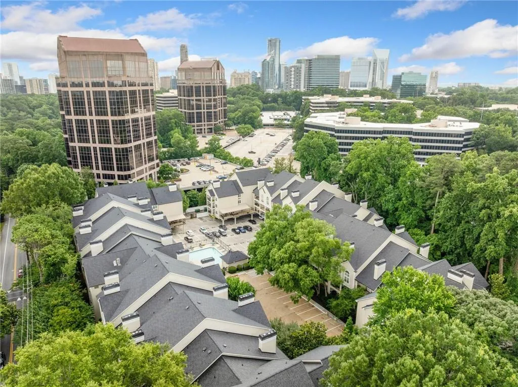 3655 Habersham Road Northeast Road Ne Unit B249, Atlanta, Georgia 30305, 2 Bedrooms Bedrooms, ,2 BathroomsBathrooms,Residential,Sold,3655 Habersham Road Northeast Road Ne Unit B249,7603980