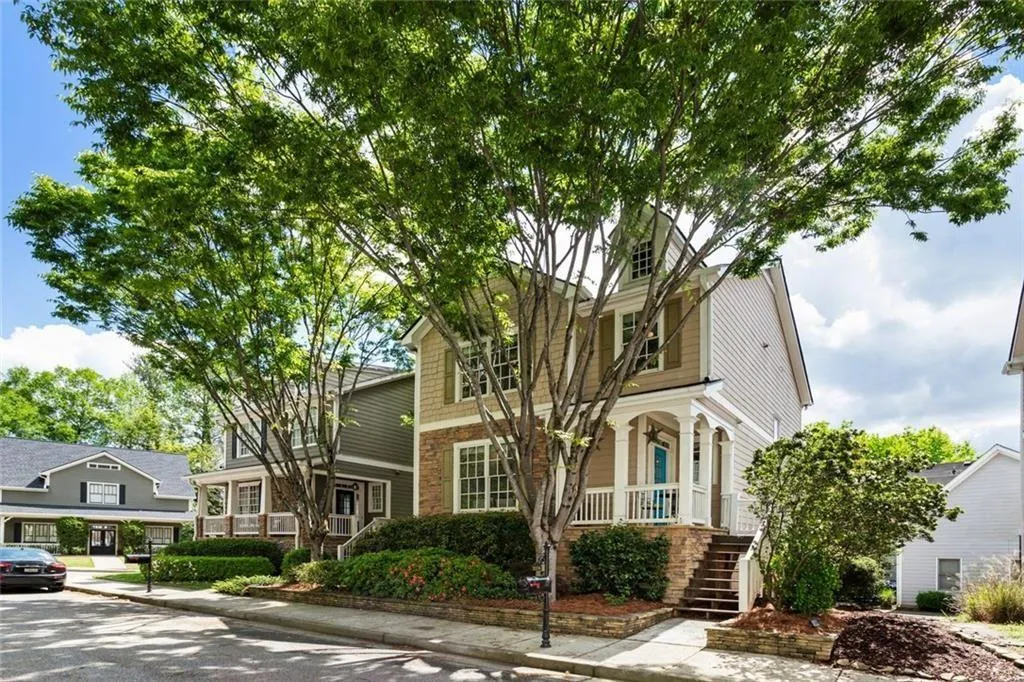 2238 Parkview Court Nw, Atlanta, Georgia 30318, 3 Bedrooms Bedrooms, ,2 BathroomsBathrooms,Residential,For Sale,2238 Parkview Court Nw,7604680