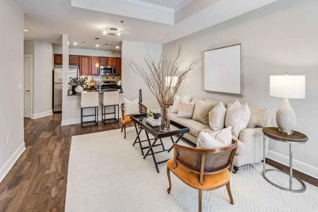 325 E Paces Ferry Road Ne Unit 410, Atlanta, Georgia 30305, 1 Bedroom Bedrooms, ,1 BathroomBathrooms,Residential,For Sale,325 E Paces Ferry Road Ne Unit 410,7608721
