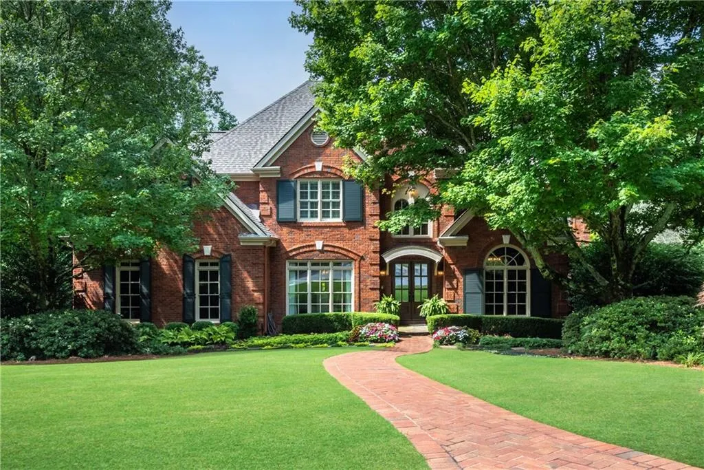 400 Morgan Oak Circle, Atlanta, Georgia 30342, 5 Bedrooms Bedrooms, ,4 BathroomsBathrooms,Residential,Sold,400 Morgan Oak Circle,7606278