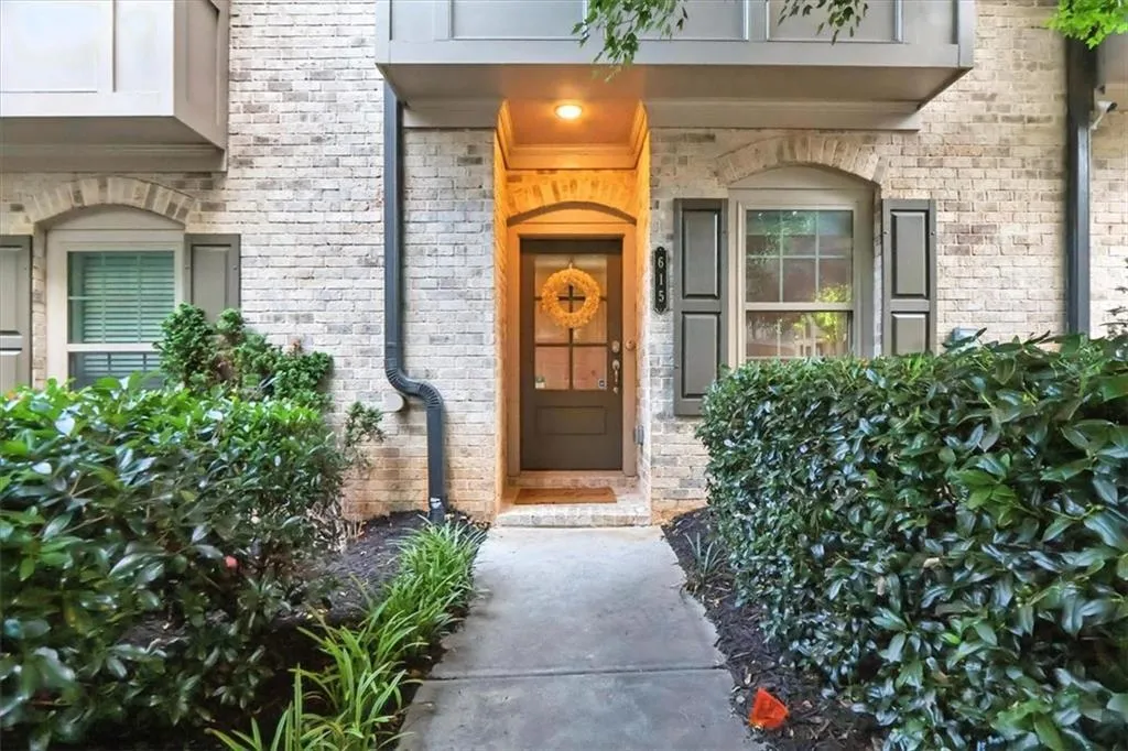 615 Broadview Place Ne, Atlanta, Georgia 30324, 2 Bedrooms Bedrooms, ,2 BathroomsBathrooms,Residential,For Sale,615 Broadview Place Ne,7590597