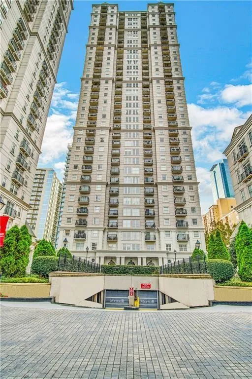 195 14th Street Ne Unit 1005, Atlanta, Georgia 30309, 2 Bedrooms Bedrooms, ,2 BathroomsBathrooms,Residential,For Sale,195 14th Street Ne Unit 1005,7611160