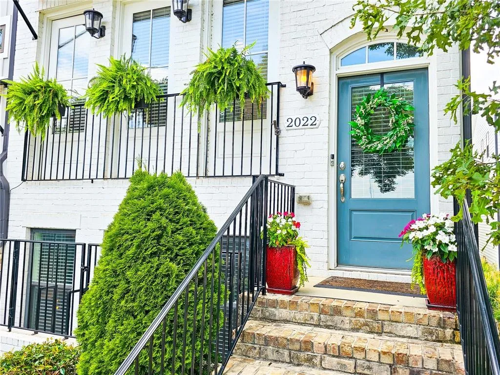 2022 Manchester Street Ne, Atlanta, Georgia 30324, 3 Bedrooms Bedrooms, ,3 BathroomsBathrooms,Residential,For Sale,2022 Manchester Street Ne,7611993