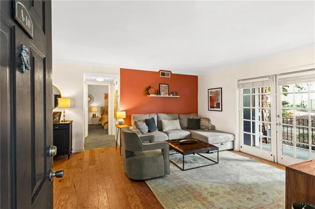 1150 Collier Road Nw Unit A10, Atlanta, Georgia 30318, 1 Bedroom Bedrooms, ,1 BathroomBathrooms,Residential,For Sale,1150 Collier Road Nw Unit A10,7612955