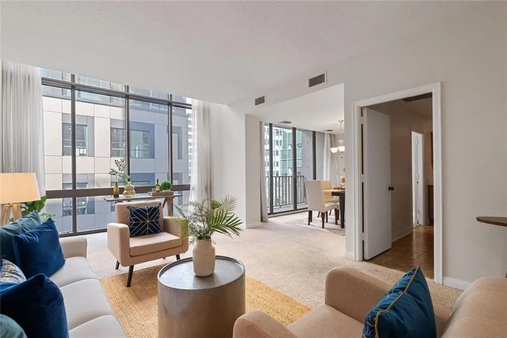 145 15th Street Ne Unit 602, Atlanta, Georgia 30309, 2 Bedrooms Bedrooms, ,2 BathroomsBathrooms,Residential,For Sale,145 15th Street Ne Unit 602,7613277