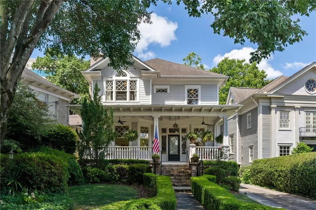 34 Peachtree Circle Ne, Atlanta, Georgia 30309, 5 Bedrooms Bedrooms, ,5 BathroomsBathrooms,Residential,For Sale,34 Peachtree Circle Ne,7616623