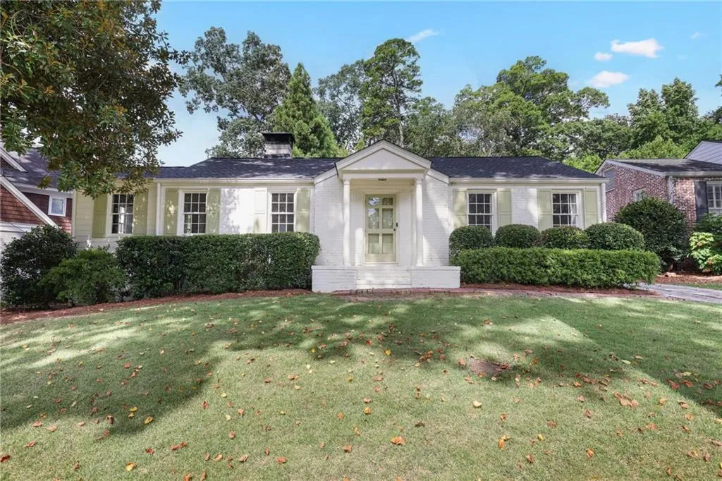 1818 Meredith Drive Nw, Atlanta, Georgia 30318, 3 Bedrooms Bedrooms, ,2 BathroomsBathrooms,Residential,For Sale,1818 Meredith Drive Nw,7617391