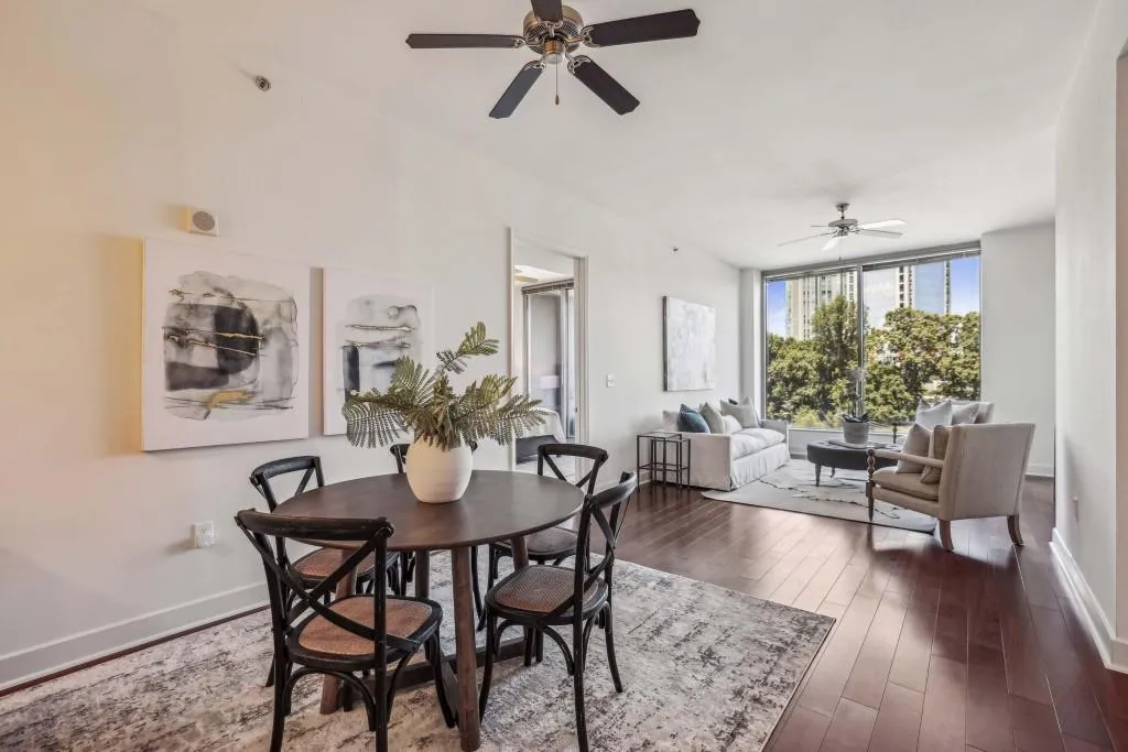 2795 Peachtree Road Ne Unit 603, Atlanta, Georgia 30305, 2 Bedrooms Bedrooms, ,2 BathroomsBathrooms,Residential,For Sale,2795 Peachtree Road Ne Unit 603,7617971