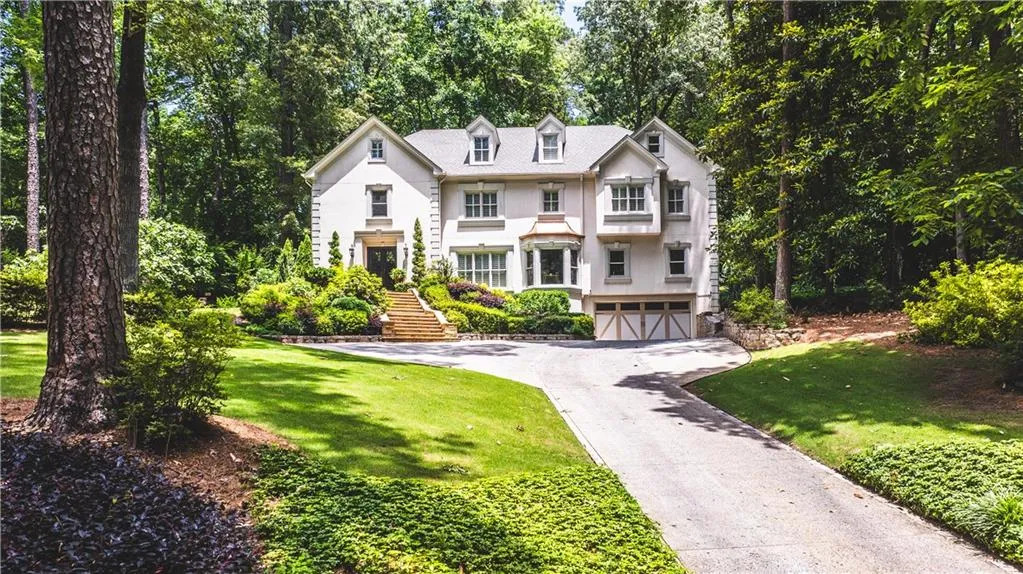 1165 E Beechwood Drive Nw, Atlanta, Georgia 30327, 5 Bedrooms Bedrooms, ,5 BathroomsBathrooms,Residential,For Sale,1165 E Beechwood Drive Nw,7539375