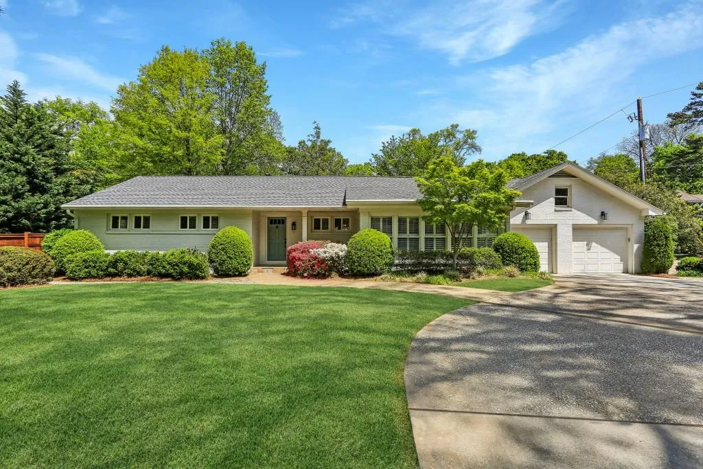 3005 Howell Mill Road Nw, Atlanta, Georgia 30327, 4 Bedrooms Bedrooms, ,2 BathroomsBathrooms,Residential,For Sale,3005 Howell Mill Road Nw,7619672