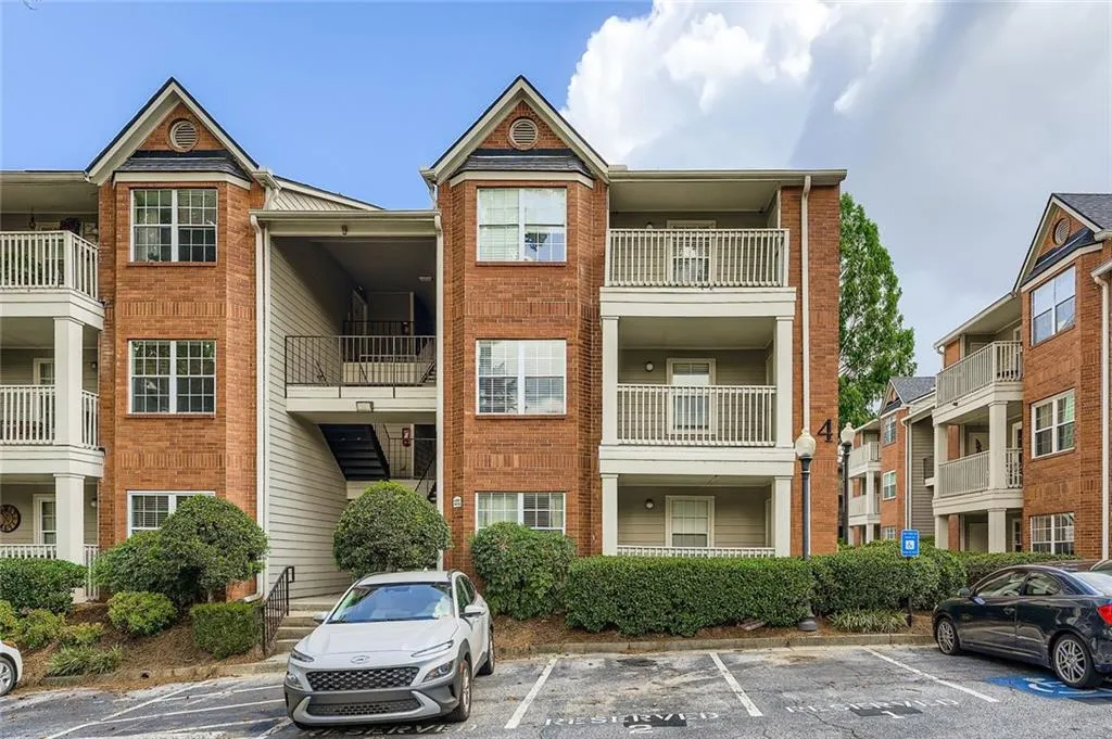 4109 Chastain Park Court Ne, Atlanta, Georgia 30342, 1 Bedroom Bedrooms, ,1 BathroomBathrooms,Residential,For Sale,4109 Chastain Park Court Ne,7619442