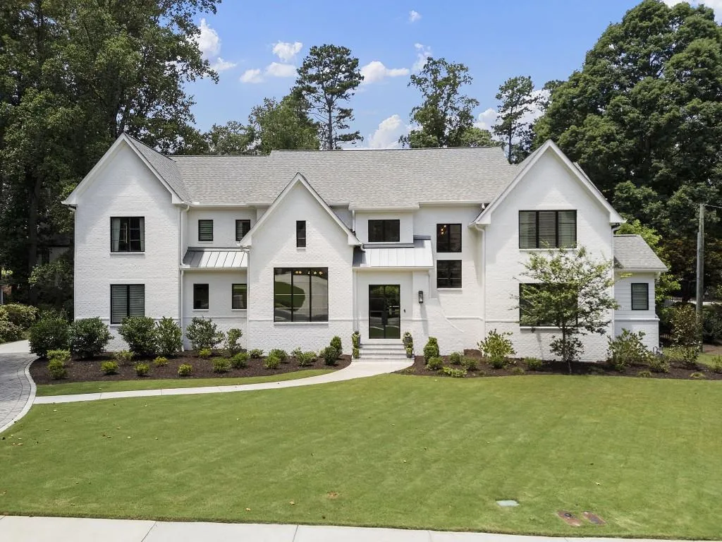 3338 Breton Circle, Brookhaven, Georgia 30319, 5 Bedrooms Bedrooms, ,5 BathroomsBathrooms,Residential,Sold,3338 Breton Circle,7620402