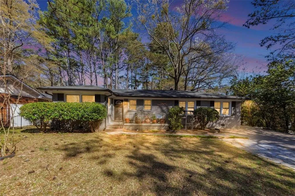 2754 Drew Valley Road Ne, Atlanta, Georgia 30319, 3 Bedrooms Bedrooms, ,2 BathroomsBathrooms,Residential,For Sale,2754 Drew Valley Road Ne,7621067