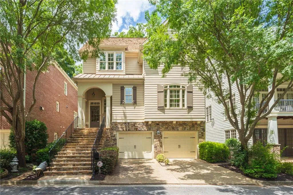34 Conifer Park Lane Ne, Atlanta, Georgia 30342, 4 Bedrooms Bedrooms, ,4 BathroomsBathrooms,Residential,For Sale,34 Conifer Park Lane Ne,7617667