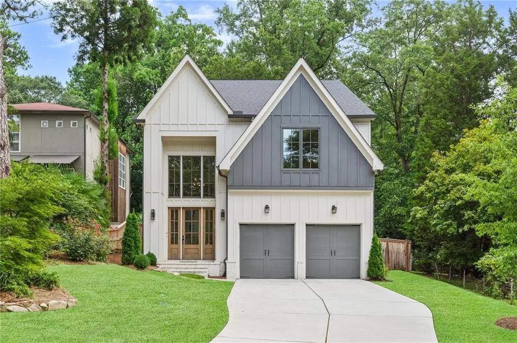 Brookhaven, Georgia 30319, 5 Bedrooms Bedrooms, ,4 BathroomsBathrooms,Residential,For Sale,7620284