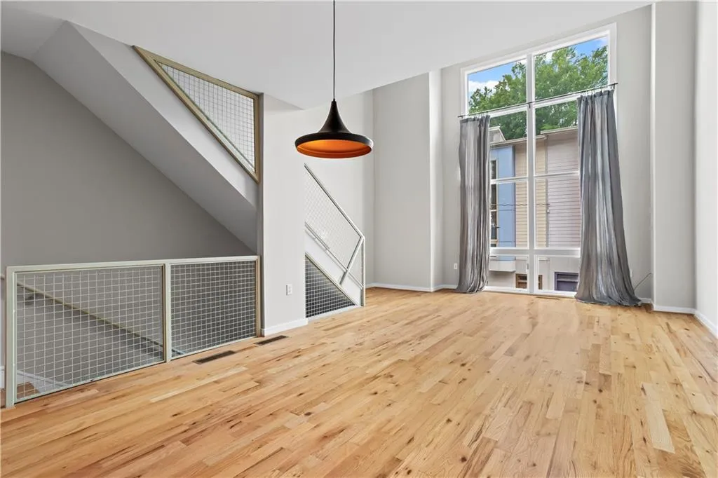1271 Ponti Mews Nw, Atlanta, Georgia 30318, 1 Bedroom Bedrooms, ,1 BathroomBathrooms,Residential,For Sale,1271 Ponti Mews Nw,7621563