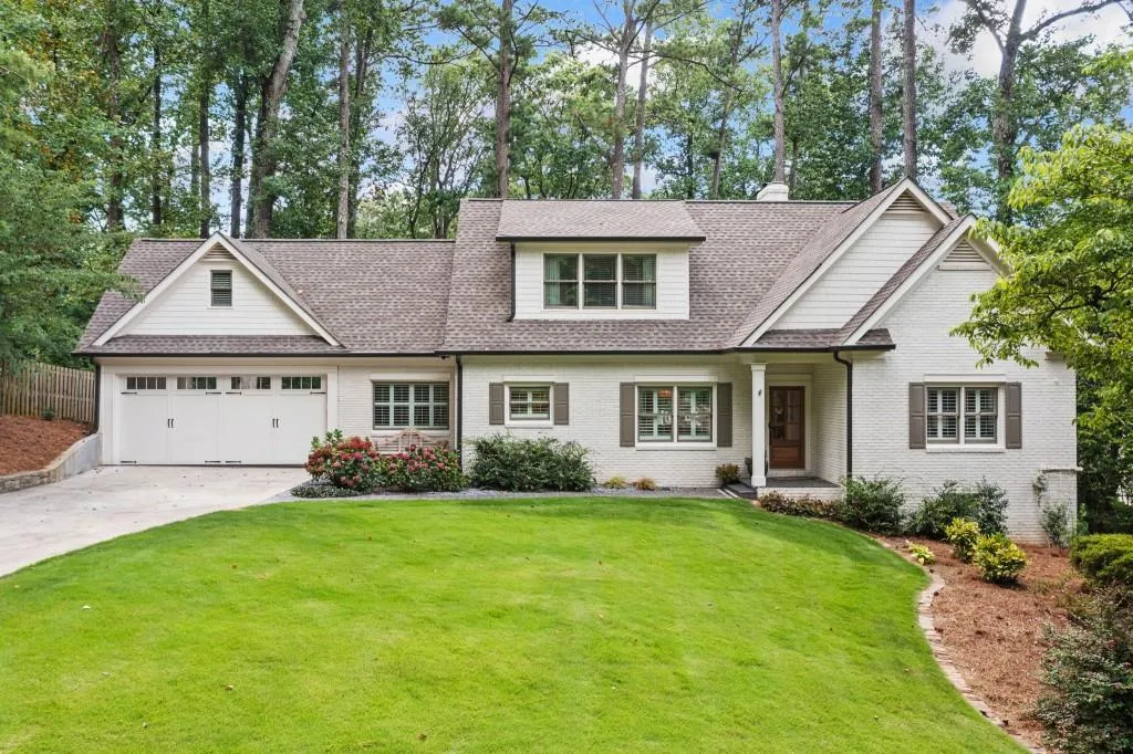 5800 Waters Edge Trail