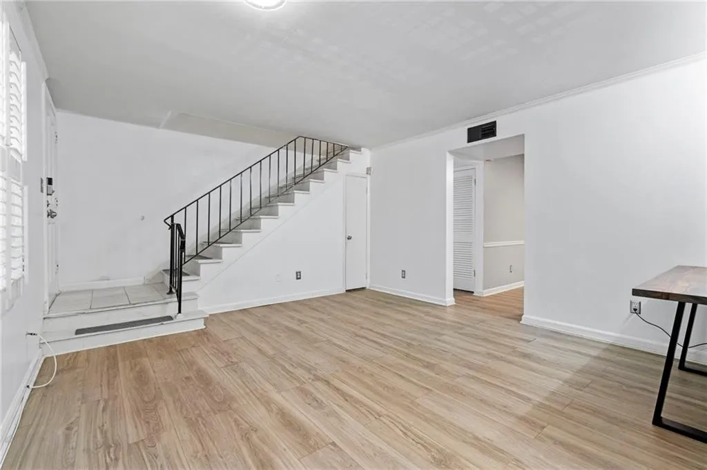 45 Glenald Way Nw, Atlanta, Georgia 30327, 2 Bedrooms Bedrooms, ,1 BathroomBathrooms,Residential,For Sale,45 Glenald Way Nw,7623257