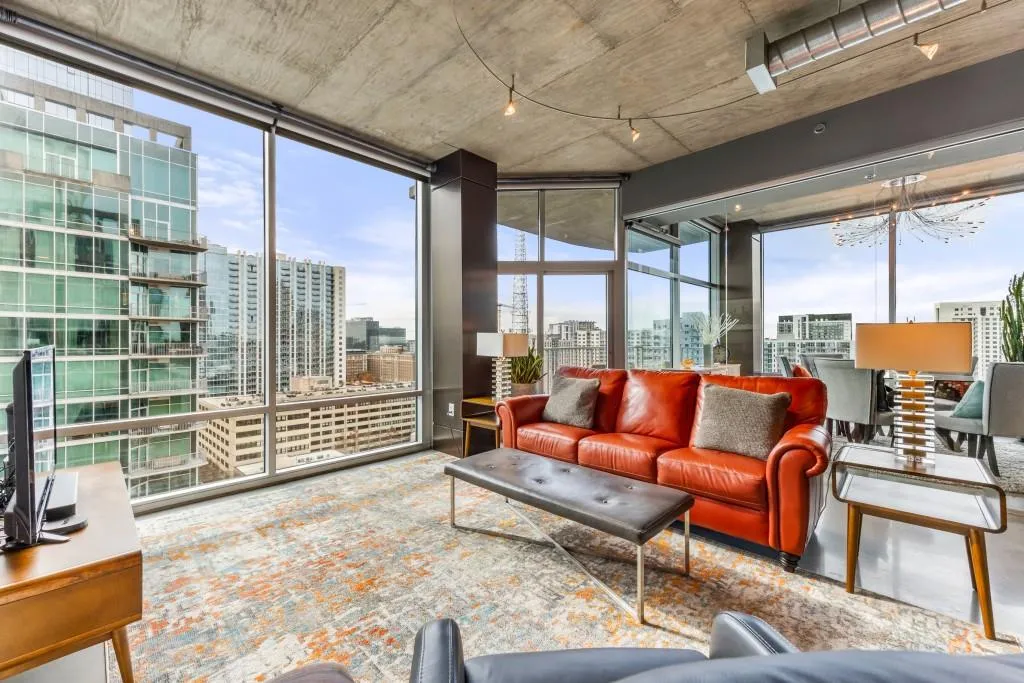 Atlanta, Georgia 30309, 2 Bedrooms Bedrooms, ,2 BathroomsBathrooms,Residential,For Sale,7625819