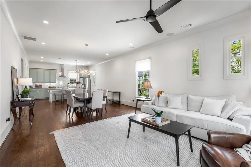 2057 Telfair Circle Ne, Atlanta, Georgia 30324, 3 Bedrooms Bedrooms, ,2 BathroomsBathrooms,Residential,For Sale,2057 Telfair Circle Ne,7625879