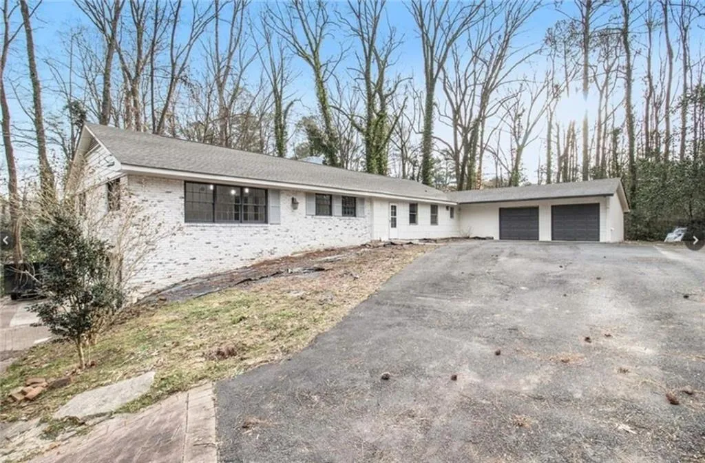 Georgia 30342, ,3 BathroomsBathrooms,Residential,For Sale,7626040