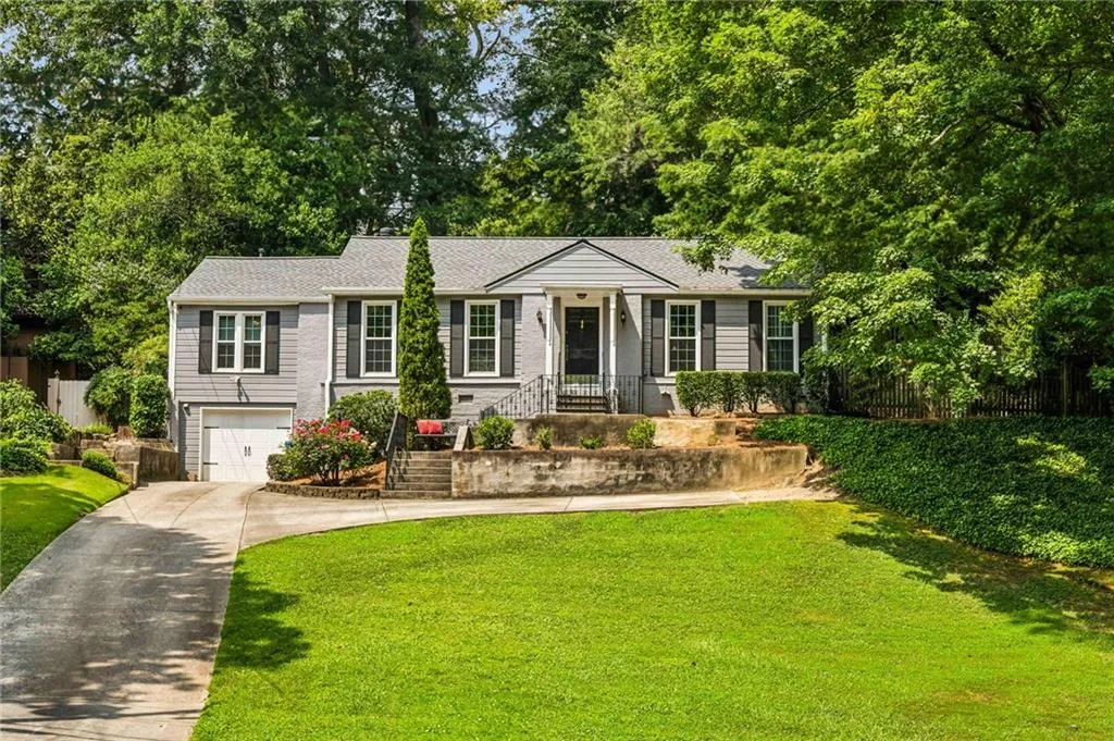 747 Channing Drive Nw, Atlanta, Georgia 30318, 3 Bedrooms Bedrooms, ,2 BathroomsBathrooms,Residential,For Sale,747 Channing Drive Nw,7601084