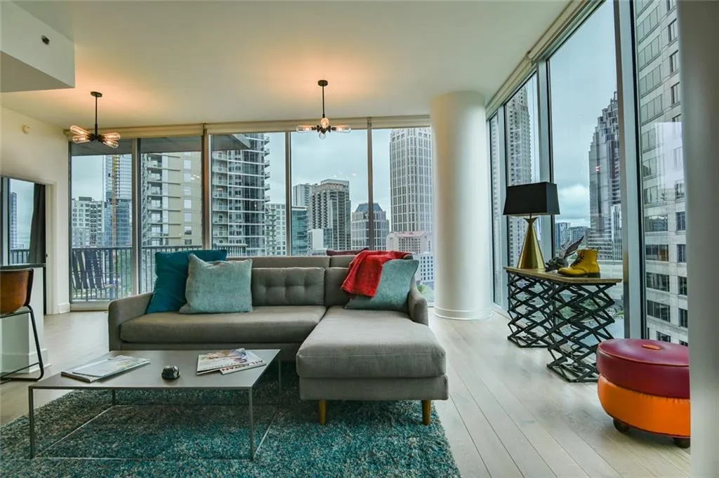 1080 Peachtree Street Ne Unit 1102, Atlanta, Georgia 30309, 2 Bedrooms Bedrooms, ,2 BathroomsBathrooms,Residential,For Sale,1080 Peachtree Street Ne Unit 1102,7627841