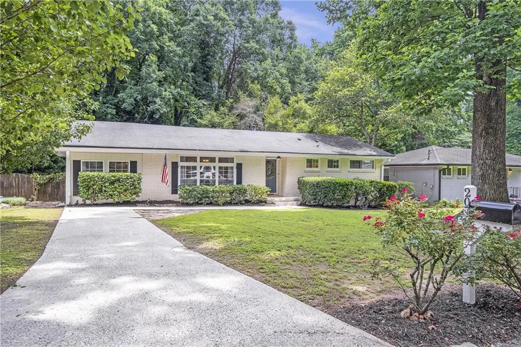 2070 Drew Valley Road Ne, Brookhaven, Georgia 30319, 3 Bedrooms Bedrooms, ,2 BathroomsBathrooms,Residential,For Sale,2070 Drew Valley Road Ne,7628914