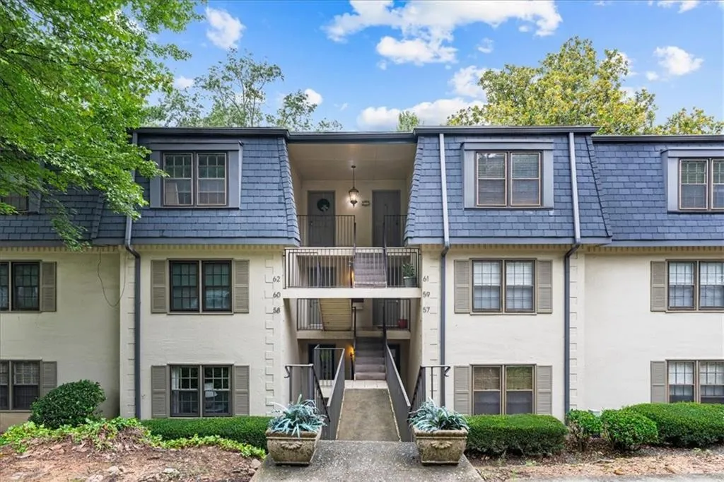 61 Lamsden Lane Nw, Atlanta, Georgia 30327, 2 Bedrooms Bedrooms, ,2 BathroomsBathrooms,Residential,For Sale,61 Lamsden Lane Nw,7629038
