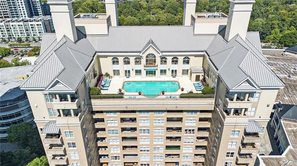 3334 Peachtree Road Ne Unit 908, Atlanta, Georgia 30326, 3 Bedrooms Bedrooms, ,2 BathroomsBathrooms,Residential,For Sale,3334 Peachtree Road Ne Unit 908,7629608