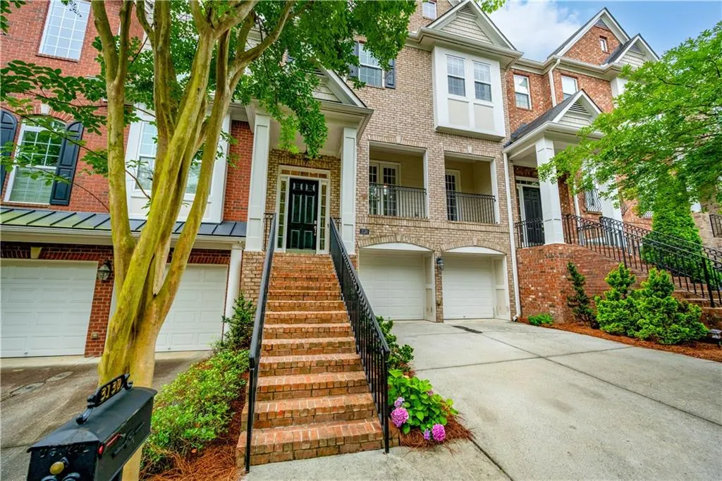 3130 Woodwalk Trace Se Unit 8, Atlanta, Georgia 30339, 5 Bedrooms Bedrooms, ,3 BathroomsBathrooms,Residential,For Sale,3130 Woodwalk Trace Se Unit 8,7629944