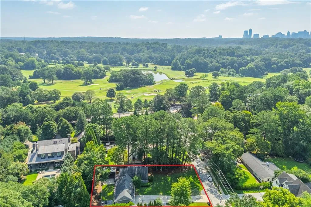 235 Hillside Drive Nw, Atlanta, Georgia 30342, 4 Bedrooms Bedrooms, ,3 BathroomsBathrooms,Residential,For Sale,235 Hillside Drive Nw,7629805