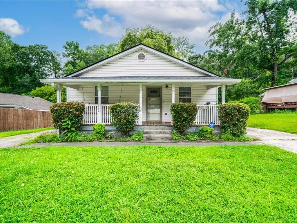 1920 Main Street Nw, Atlanta, Georgia 30318, 3 Bedrooms Bedrooms, ,2 BathroomsBathrooms,Residential,For Sale,1920 Main Street Nw,7613960