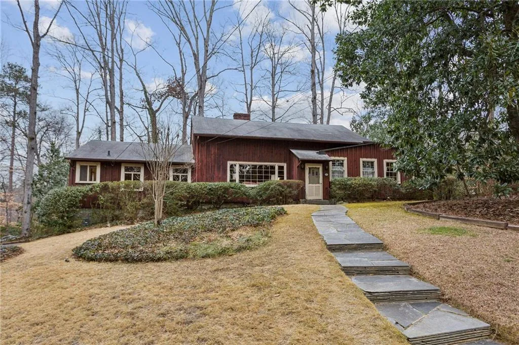 3781 Narmore Drive Ne, Atlanta, Georgia 30319, 4 Bedrooms Bedrooms, ,3 BathroomsBathrooms,Residential,For Sale,3781 Narmore Drive Ne,7631702