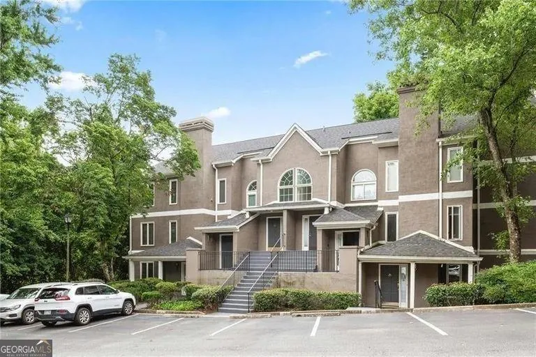 24 Saint Claire Lane, Atlanta, Georgia 30324, 3 Bedrooms Bedrooms, ,2 BathroomsBathrooms,Residential,For Sale,24 Saint Claire Lane,7632097